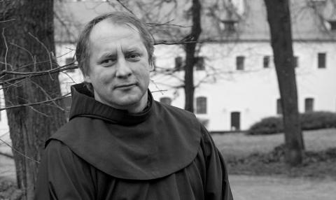 Kovo 11-ąją – susitikimas su  kun. Juliumi Sasnausku OFM. Lietuviškos mišios – kovo 12-ąją
